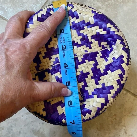 🆕 Handmade Lidded Palm Leaf Basket - Picture 6 of 7